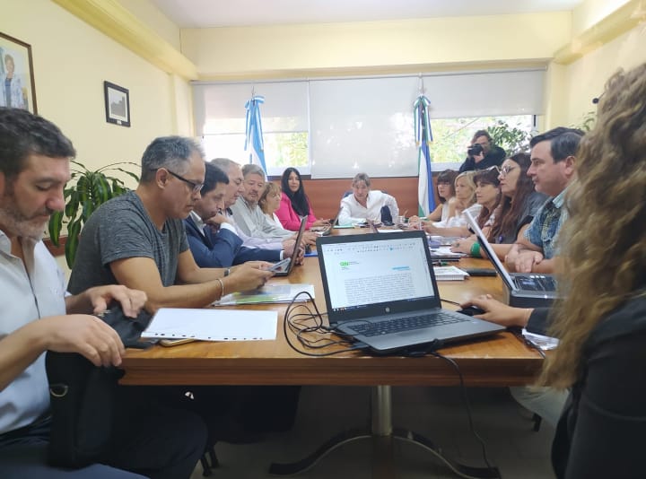 En este momento estás viendo Paritaria Salarial UnTER- Ministerio de Educación y Derechos Humanos