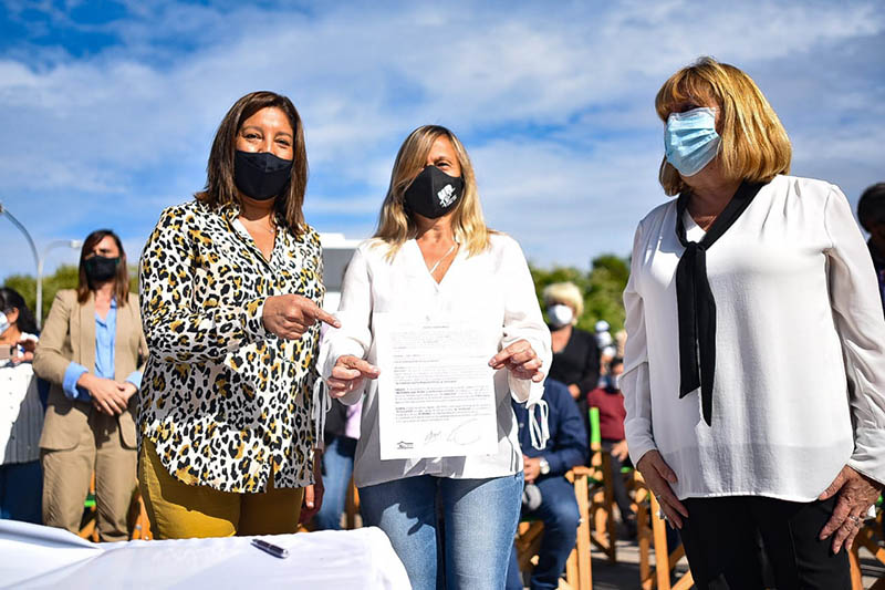 Lee más sobre el artículo Celebramos un avance fundamental para 40 familias docentes