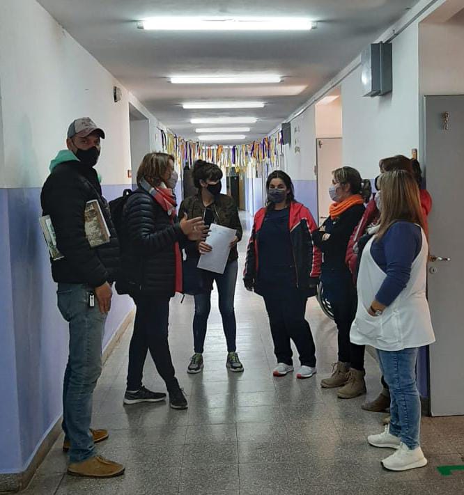 En este momento estás viendo Recorrida por escuelas de San Antonio