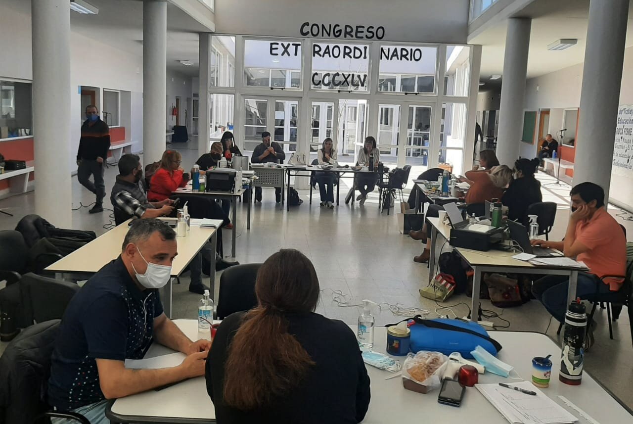 En este momento estás viendo Comenzó a sesionar el Congreso de UnTER