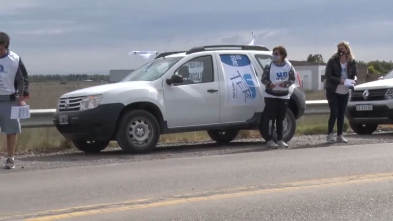 Lee más sobre el artículo Caravana de UnTER por derechos laborales y la educación pública