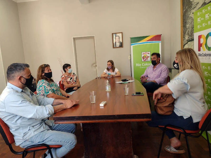 En este momento estás viendo Reunión con Intendente de Río Colorado por Viviendas