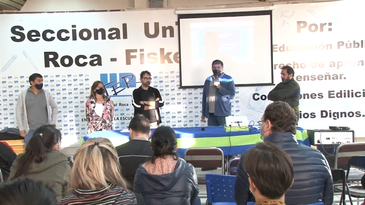 Lee más sobre el artículo Jornada de formación “Pensar en Movimiento. Aportes a la práctica docente desde pensadores americanos”