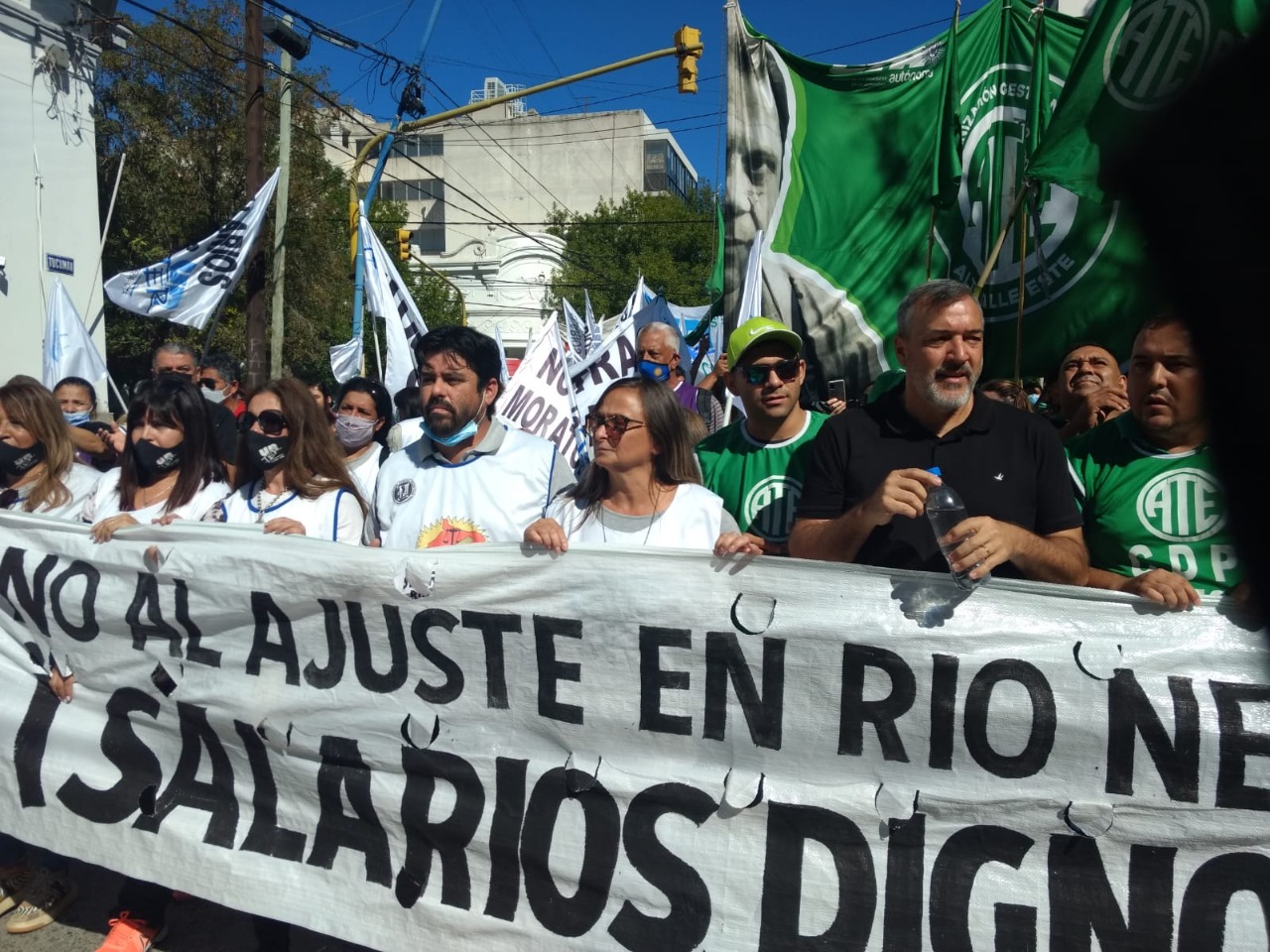 En este momento estás viendo El Frente Sindical reacciona ante la provocación del gobierno