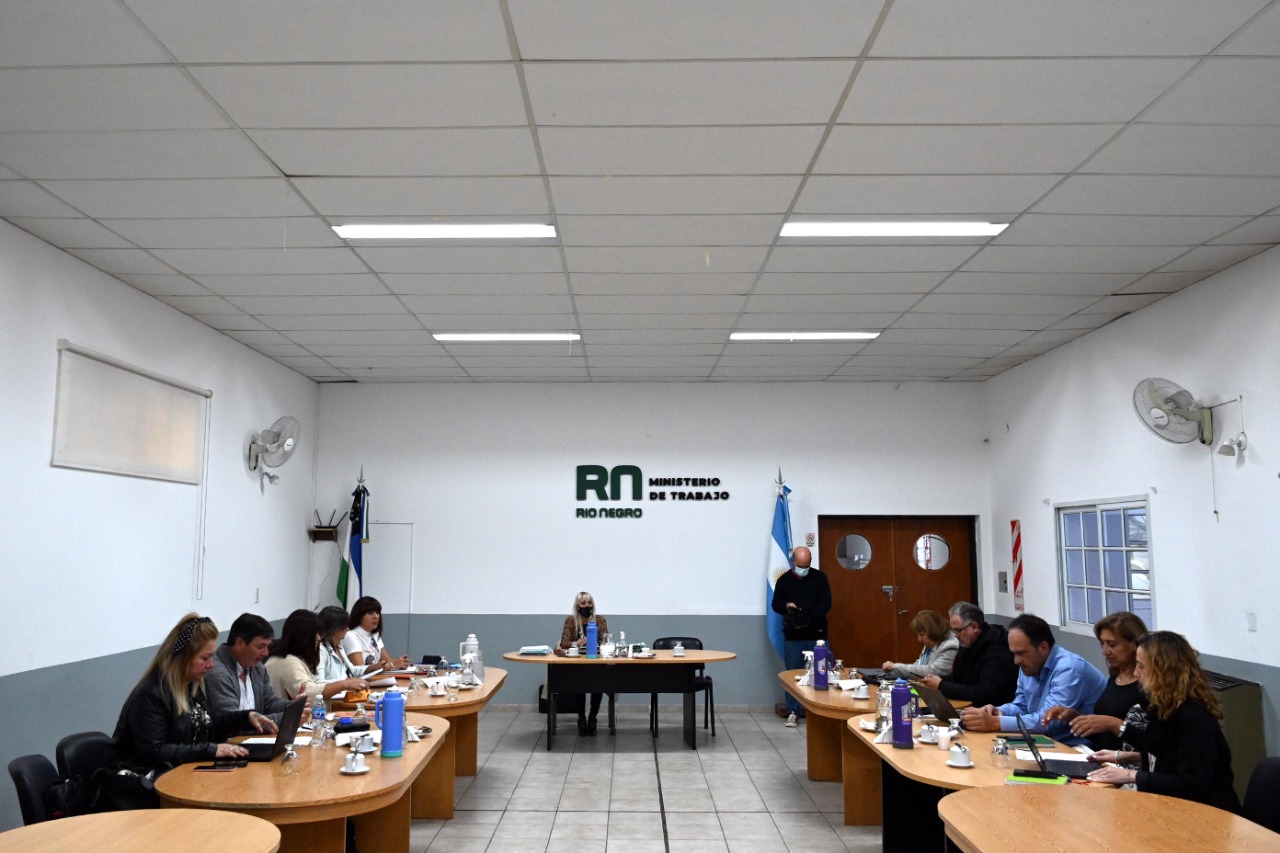 Lee más sobre el artículo Reunión Paritaria UnTER – Ministerio de Educación