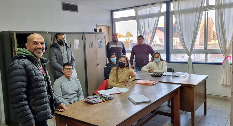 En este momento estás viendo Recorrida por establecimientos de Viedma y reunión con la Dirección de Educación Secundaria