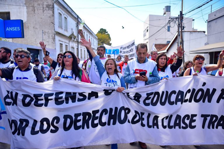 Lee más sobre el artículo UnTER se reunió con el Ministro de Trabajo y reclamó el no descuento de días de paro