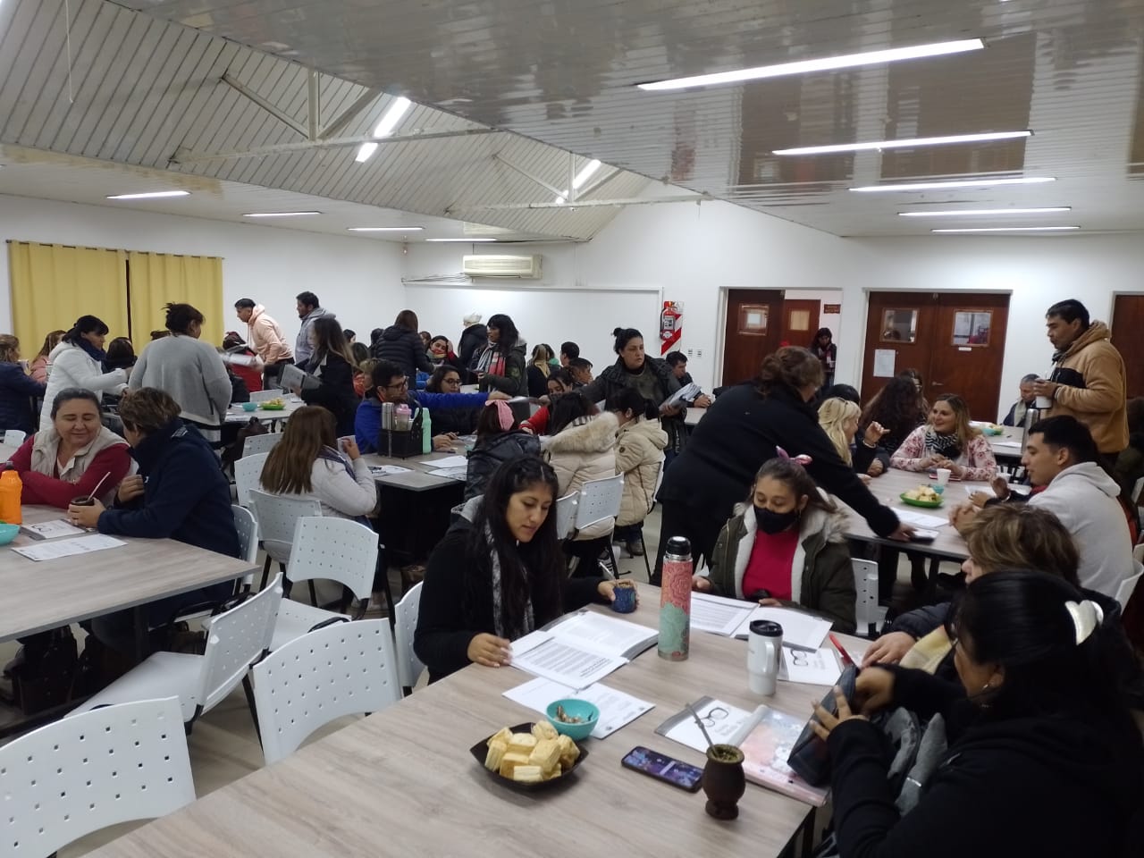 En este momento estás viendo Jornada de Formación: “Enseñar Ciencias Sociales en la Escuela Primaria”