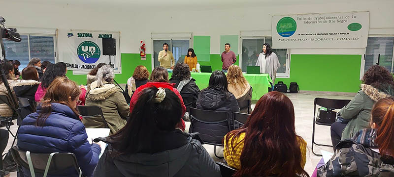 En este momento estás viendo Encuentro Provincial de Promotoras de Jardines Maternales Comunitarios