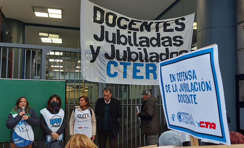 En este momento estás viendo UnTER en defensa de las jubilaciones docentes