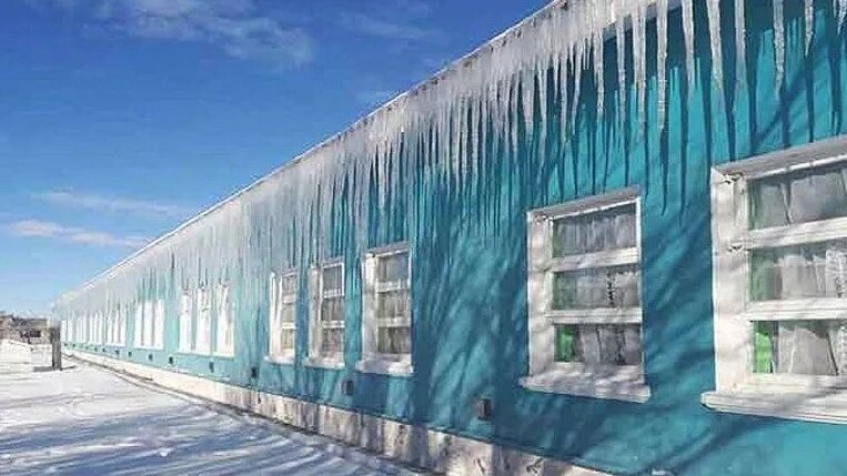 Lee más sobre el artículo Escuelas sin garantías edilicias frente a la ola polar, UnTER pide medidas preventivas