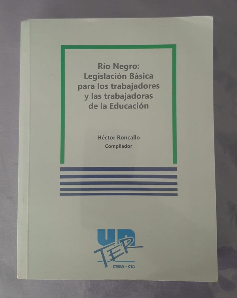 Lee más sobre el artículo Comienza la recorrida por las 18 seccionales de la provincia con la entrega del Libro de Legislación Educativa