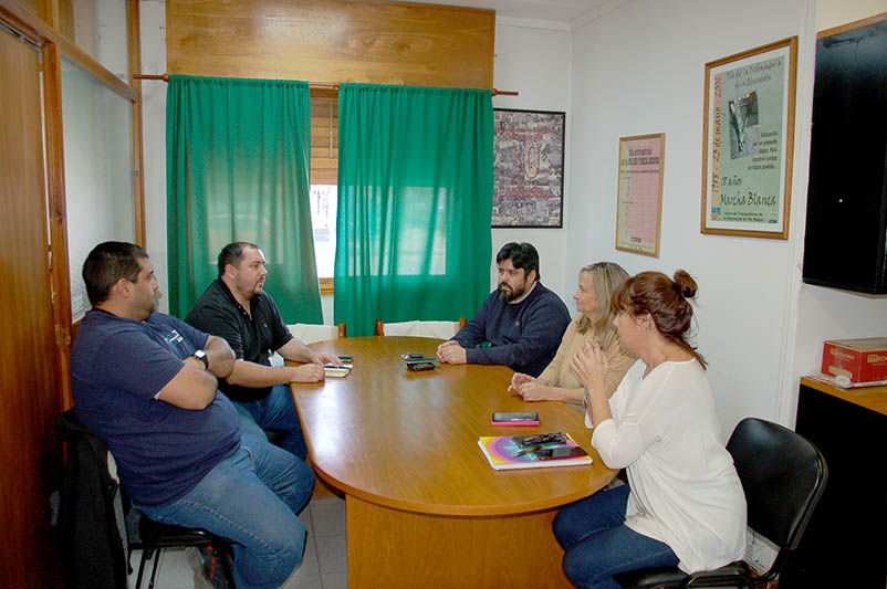 Lee más sobre el artículo El Frente Sindical exige al gobierno una oferta acorde al proceso inflacionario