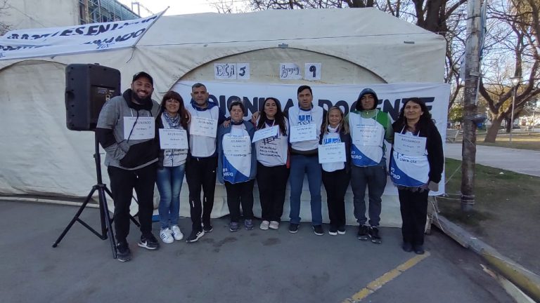 Lee más sobre el artículo Quinto día de ayuno docente