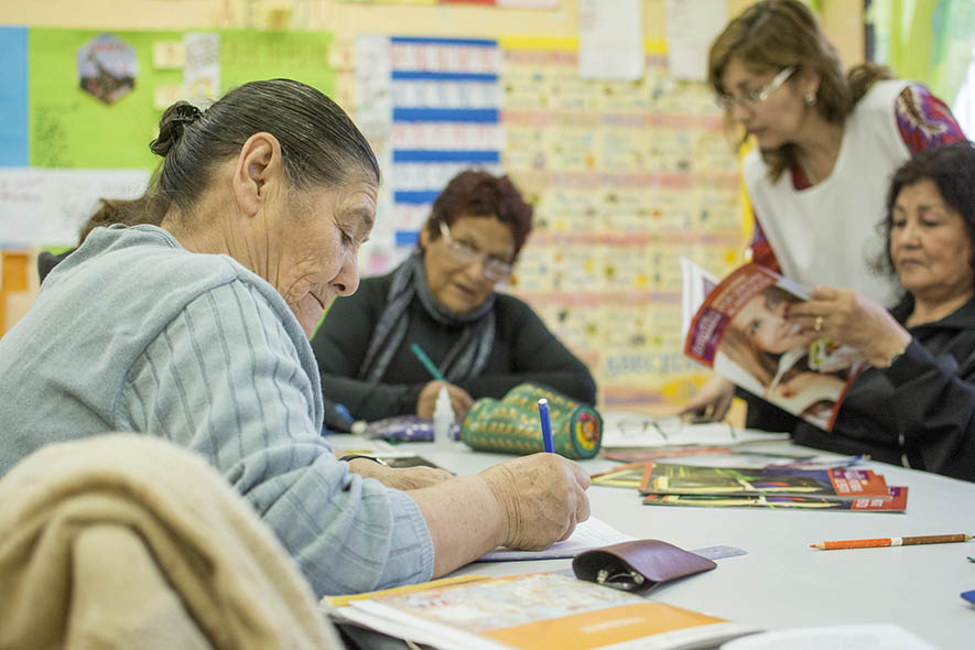 En este momento estás viendo Posicionamiento político gremial frente a la construcción del diseño curricular de la modalidad de jóvenes y adultxs de primaria y secundaria