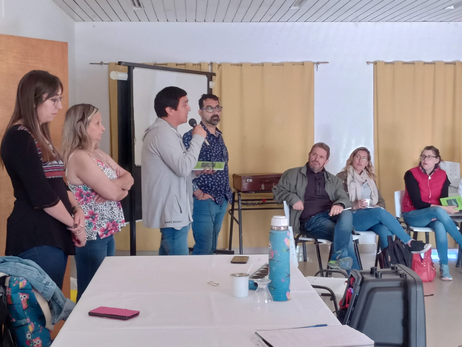 En este momento estás viendo Jornada de Formación con REVE, Preceptorxs y Bibliotecarixs