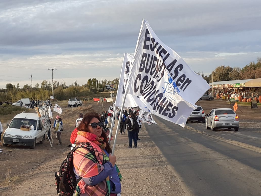 En este momento estás viendo UnTER paro y movilización en las rutas de la provincia