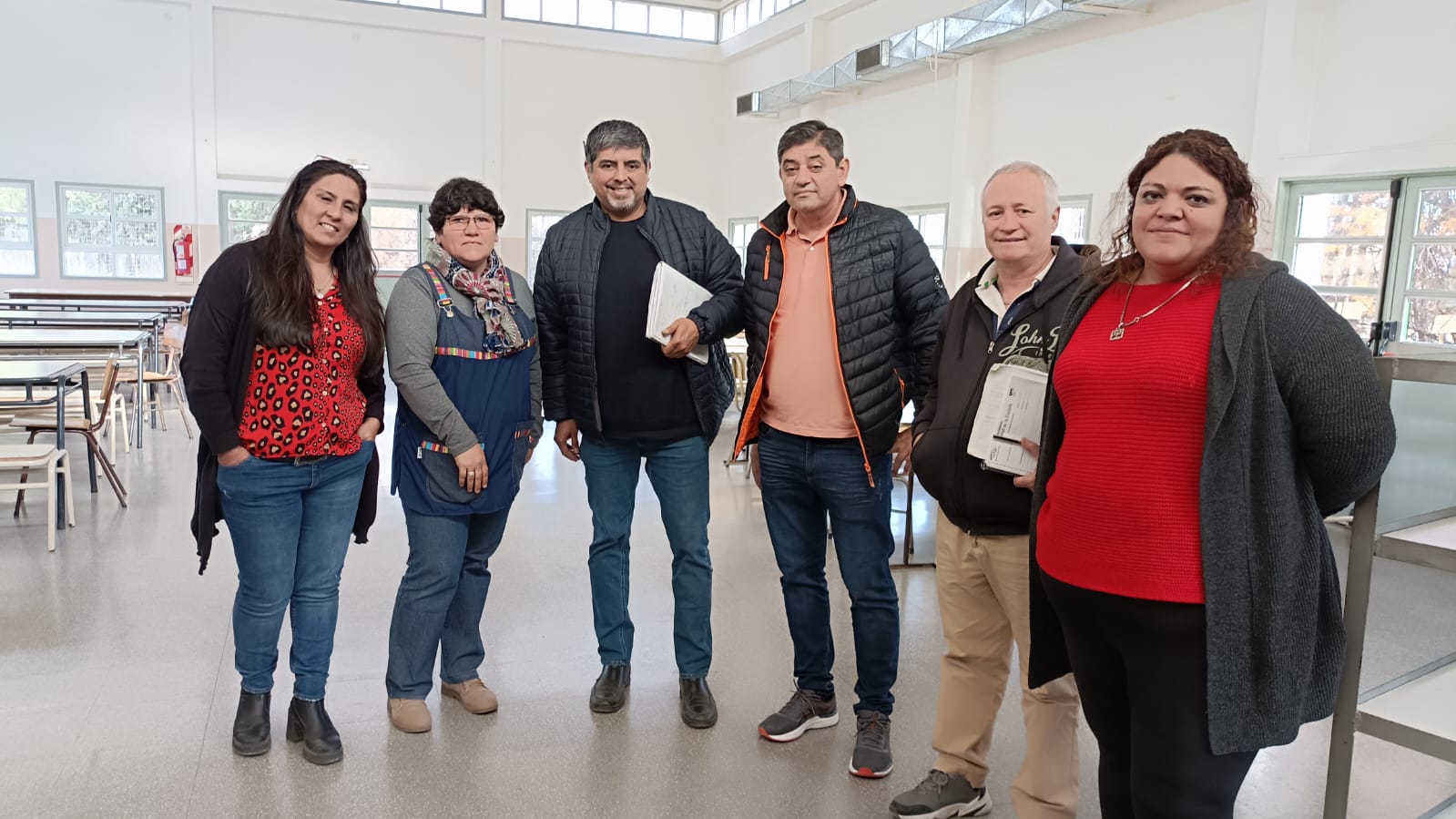 En este momento estás viendo Recorrida por escuelas primarias de Valle Medio