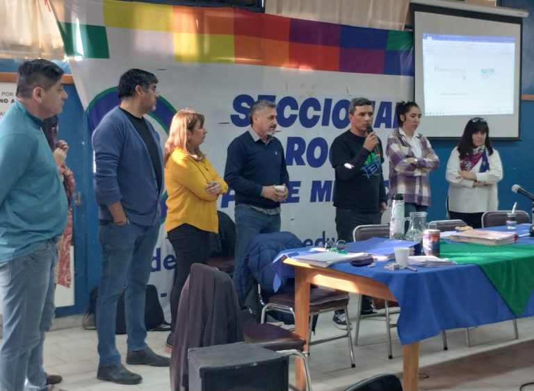 Lee más sobre el artículo Primer encuentro regional de la modalidad Jóvenes y Adultxs