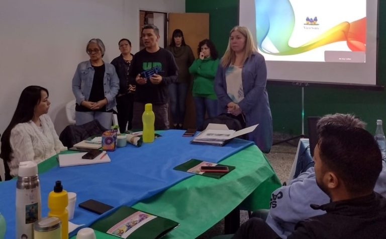 Lee más sobre el artículo Jornada de formación del Departamento de Salud en la Escuela para delegadxs en Catriel