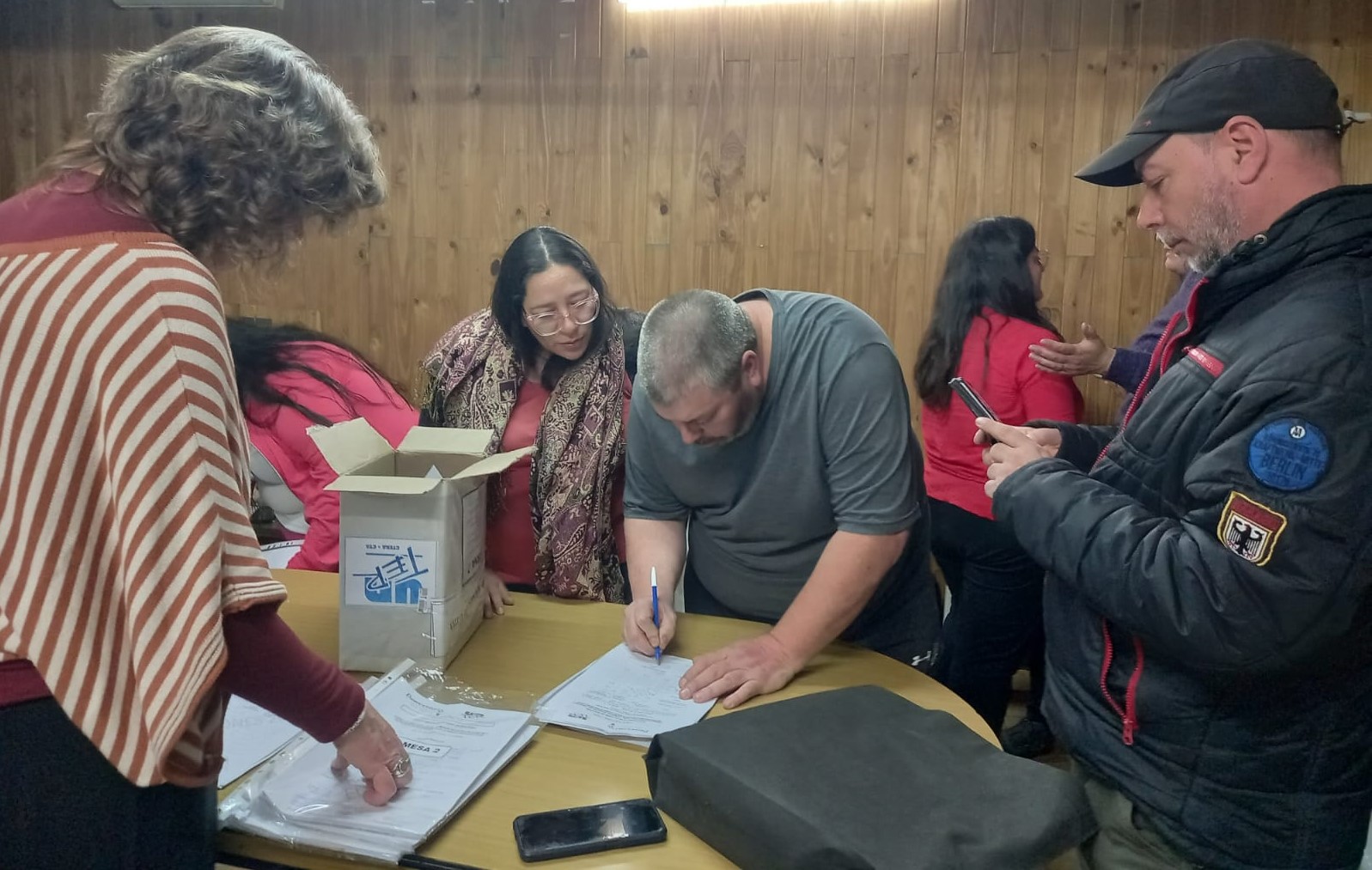 En este momento estás viendo Resultados del escrutinio provisorio de elecciones en Seccional El Bolsón