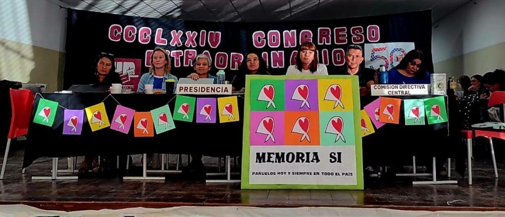 El CCCLXXIV Congreso Extraordinario de la UnTER, que sesionó el 21 de marzo en la ciudad de Choele Choel, se sumó a la campaña de los organismos de derechos humanos, en el mes de la Memoria y en vísperas del 48° aniversdario del golpe genocida. 