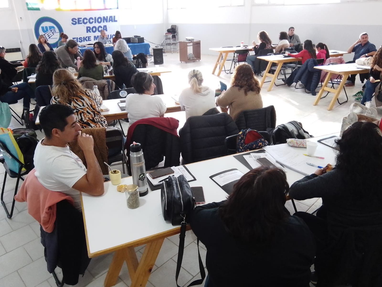 Lee más sobre el artículo Jornada de formación «El Diseño Curricular de Jóvenes y Adultxs» en Roca-Fiske Menuco