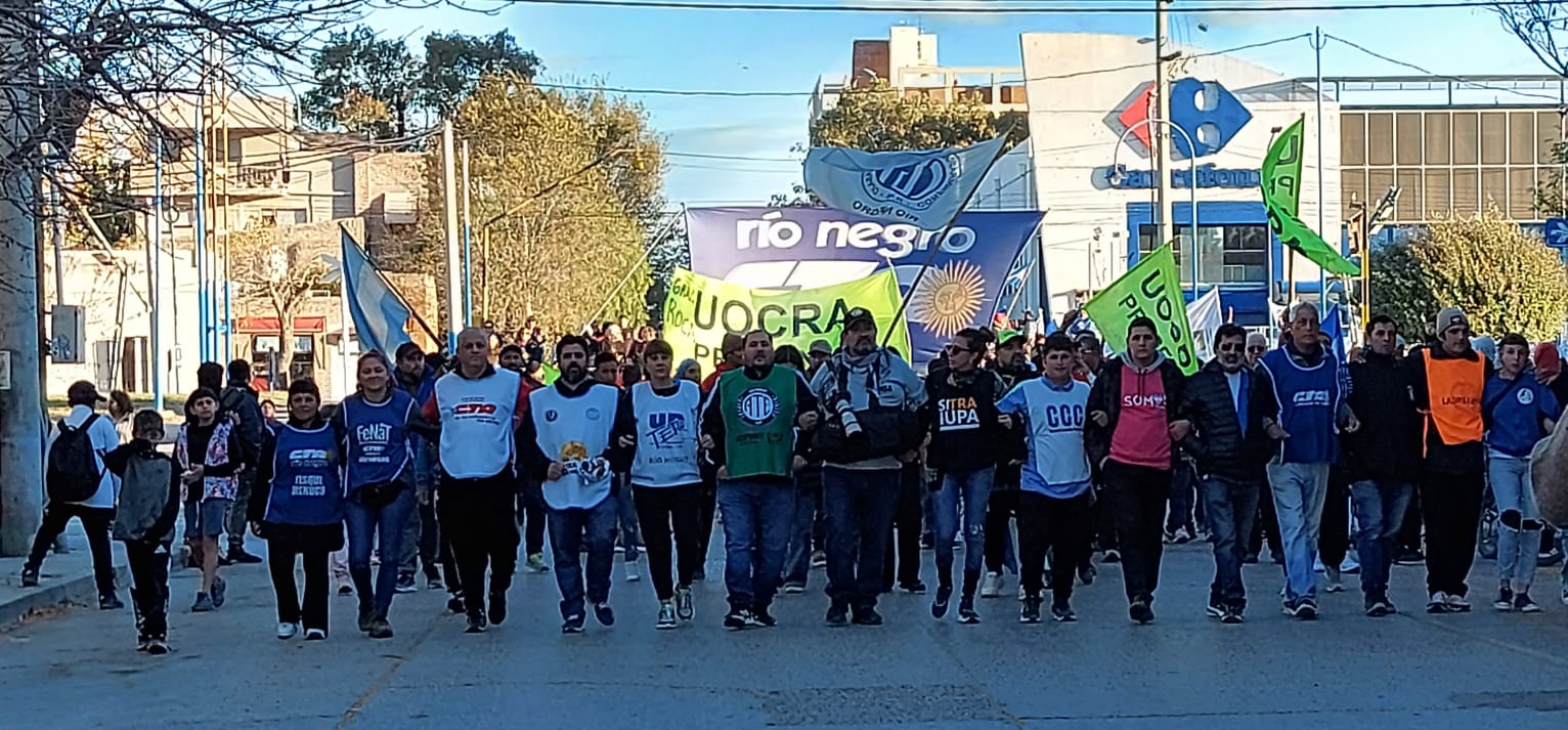 En este momento estás viendo Marcha de las centrales sindicales el 1° de mayo