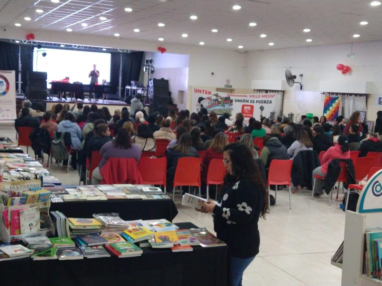 Lee más sobre el artículo Segunda jornada feria itinerante en Valle Medio
