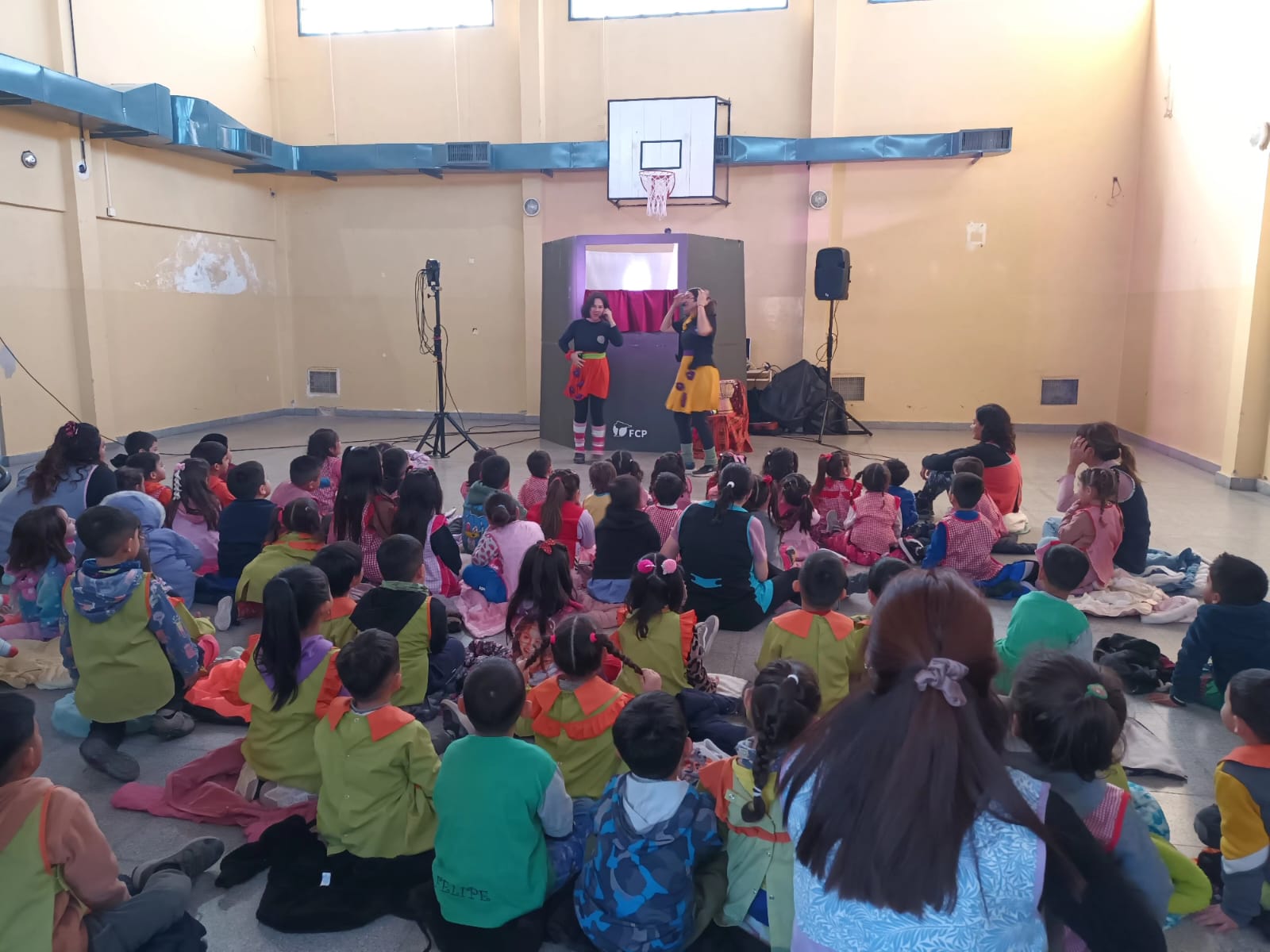 En este momento estás viendo Festejo día de los jardines en Seccional Almafuerte