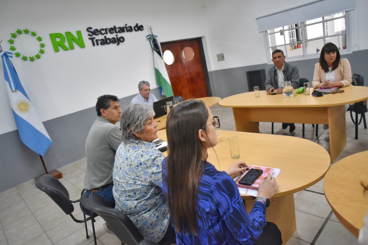 Se propuso una compensación salarial de hasta $200.000 para estatales - Image 2