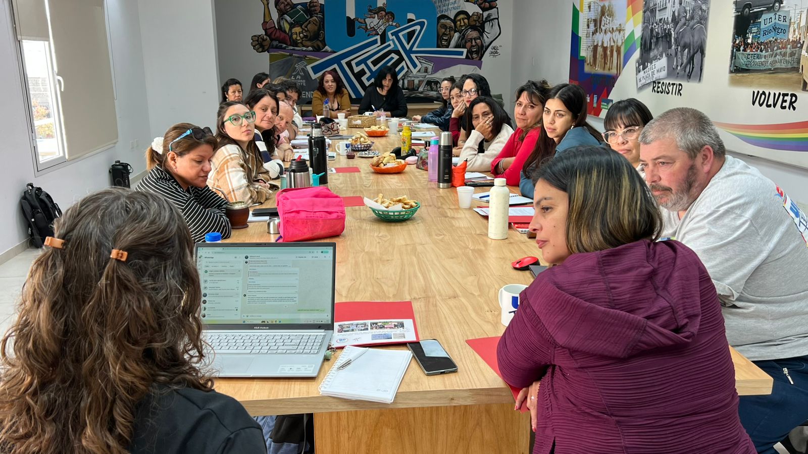 Lee más sobre el artículo Encuentros de Jubiladxs/Retiradxs y Nivel Inicial en Fiske Menuco