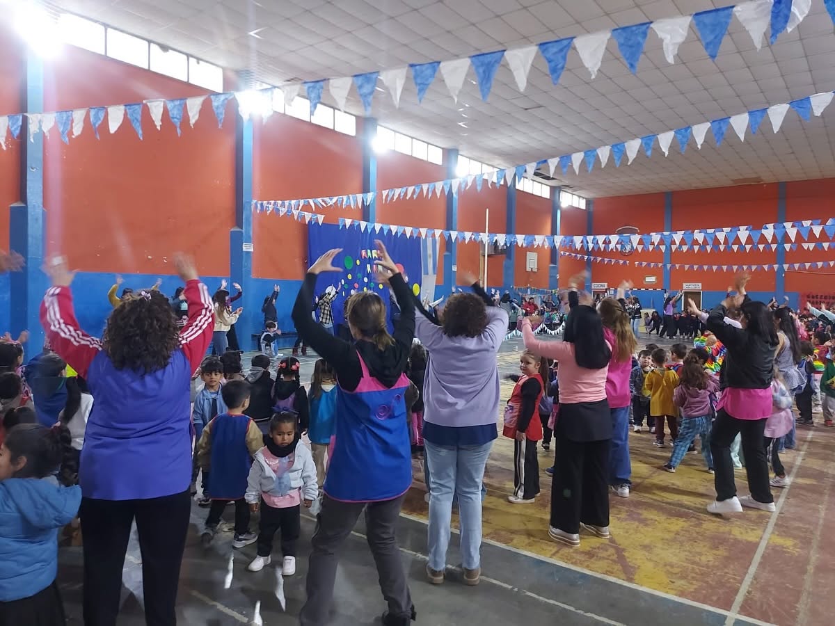 En este momento estás viendo Celebramos el Día de los Jardines de Infantes y de lxs Docentes de Nivel Inicial en toda la provincia.